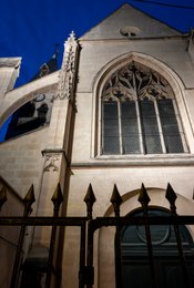 5th-arrondissement;-Bell;-Bell-tower;-Blue-hour;-Church-of-Saint-Médard;-Flamboyant-Gothic;-Flying-buttress;-France;-Gothic-architecture;-Gothic-window;-Historic-monument;-Intricate-tracery;-Kaleidos;-Kaleidos-images;-La-parole-à-limage;-Mouffetard-district;-Paris;-Places-of-worship;-Religious-heritage;-Rue-Mouffetard;-Spire;-Starry-sky;-Stories-Pictures;-Tarek-Charara;-Wrought-iron-fence